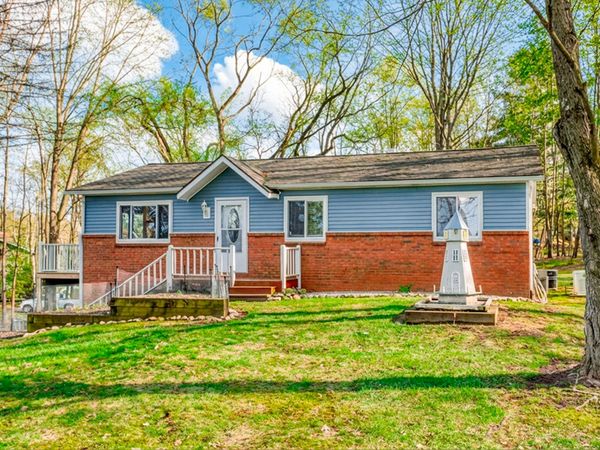 2696 Universal Drive, Pinckney, MI 48169