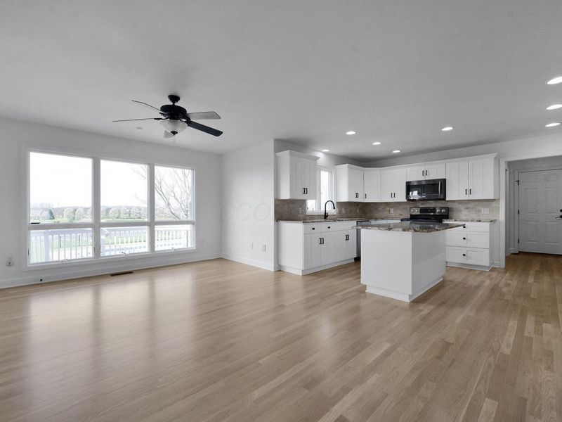 1809 W Glenhurst Drive NW, Lancaster, OH 43130 Photo 18