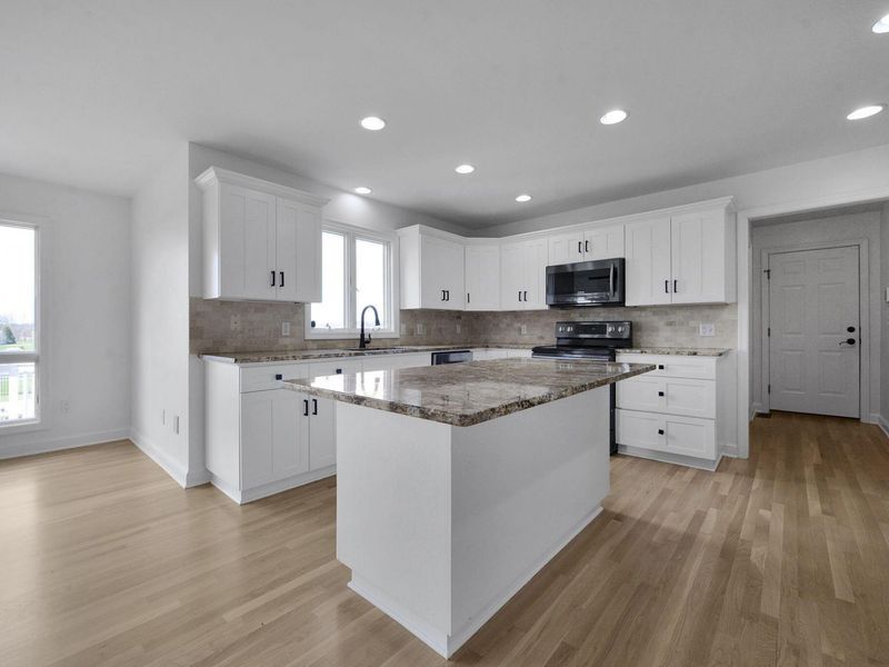 1809 W Glenhurst Drive NW, Lancaster, OH 43130 Photo 21