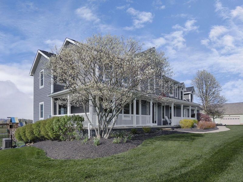 1809 W Glenhurst Drive NW, Lancaster, OH 43130 Photo 4