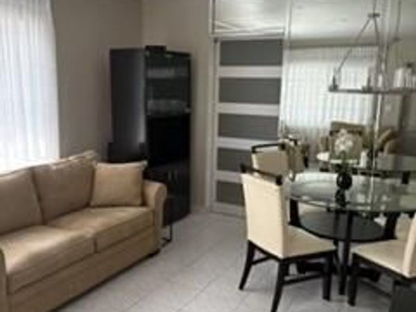 1150 Atlantic Shores Boulevard, Unit 611, Hallandale Beach, FL 33009