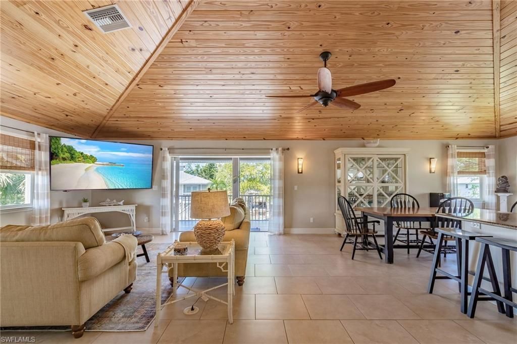 7655 Myrsine Cir, Bokeelia, FL 33922 Photo