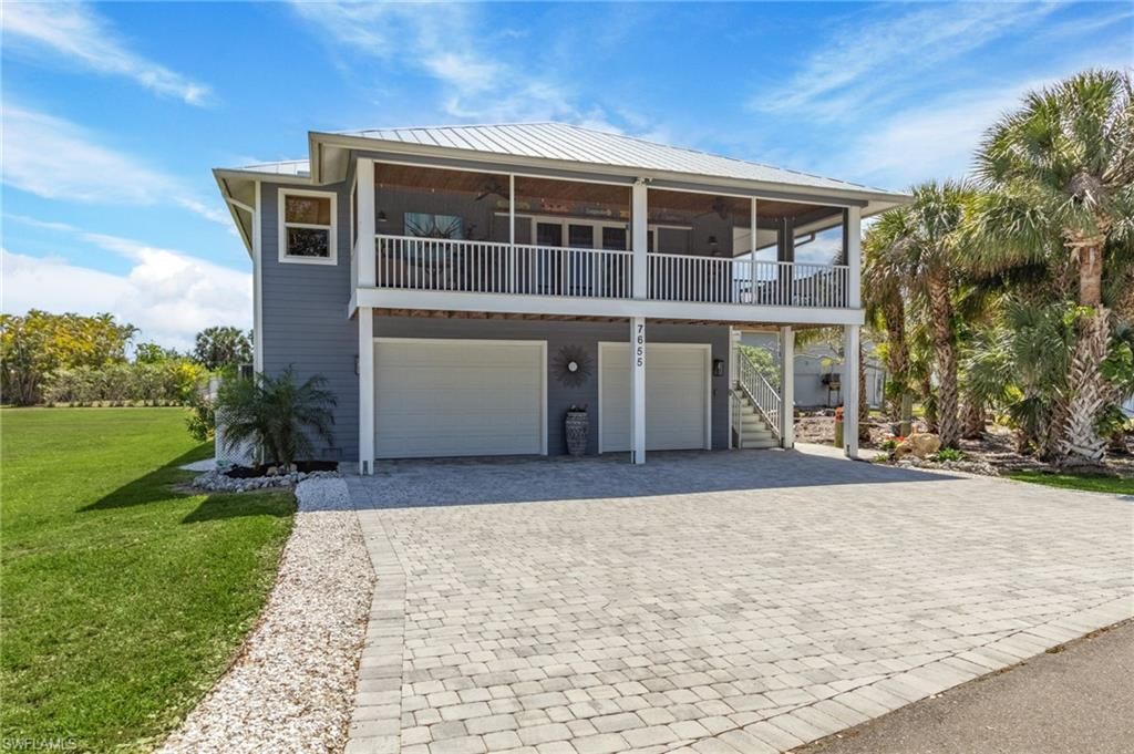 7655 Myrsine Cir, Bokeelia, FL 33922 Photo