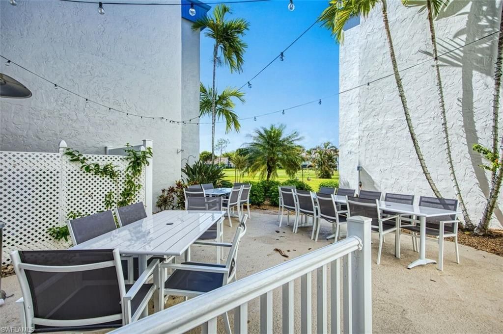 1624 Pine Valley Dr, Unit 211, Fort Myers, FL 33907 Photo