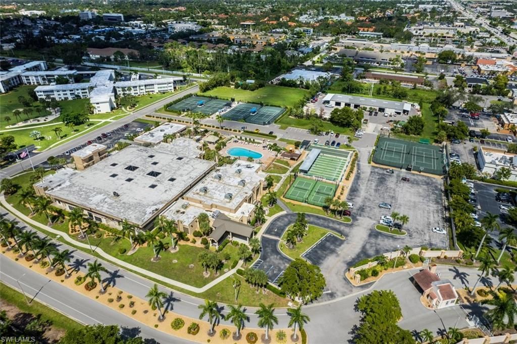 1624 Pine Valley Dr, Unit 211, Fort Myers, FL 33907 Photo