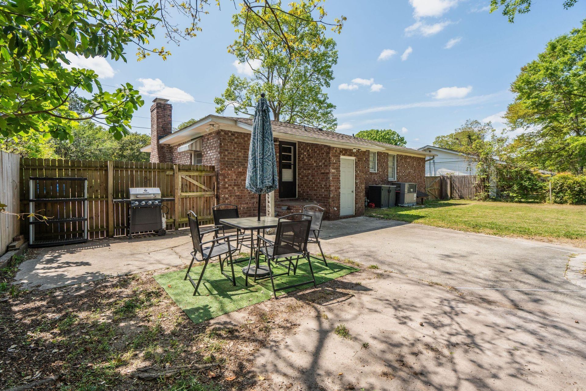 5312 Alvie Street Photo 15