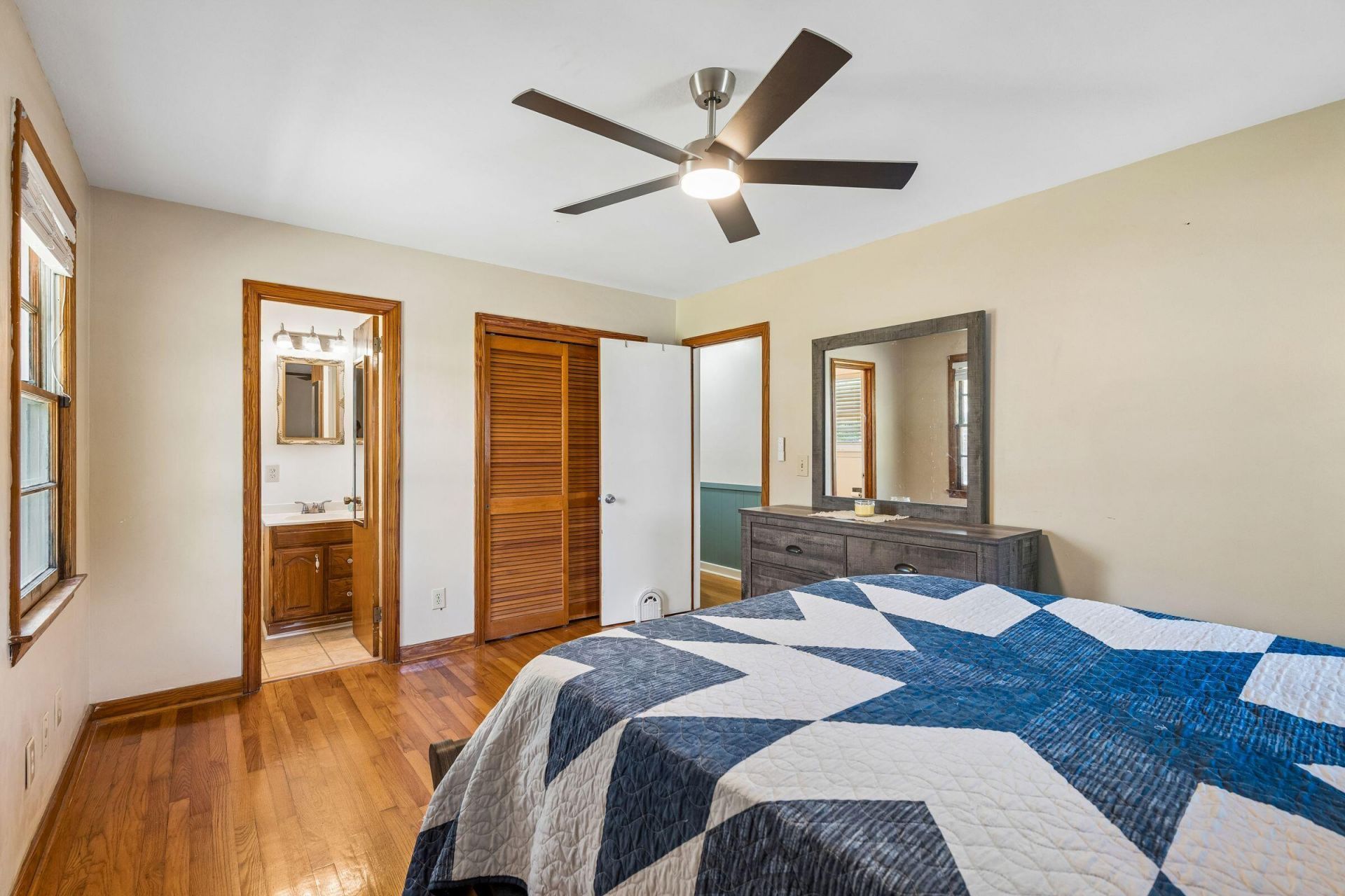 5312 Alvie Street Photo 42