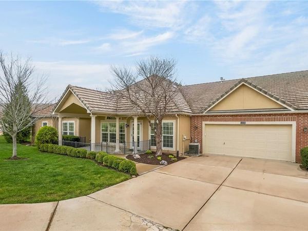 5409 W 145 Street, Leawood, KS 66224
