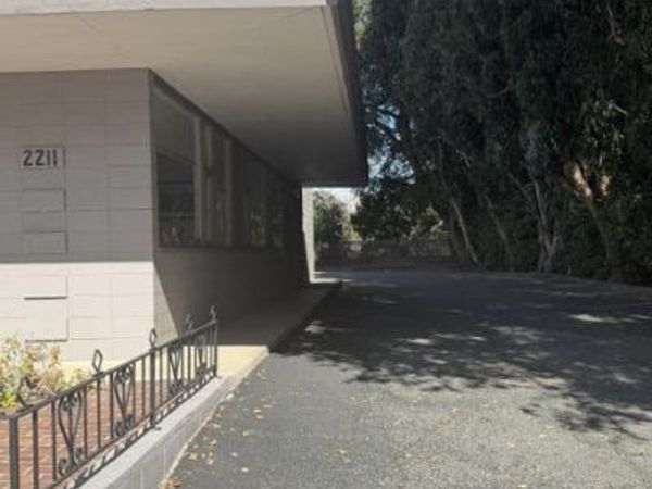 2211 Park Boulevard, Palo Alto, CA 94306