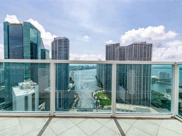 31 SE 5th St, Unit 3914, Miami, FL 33131