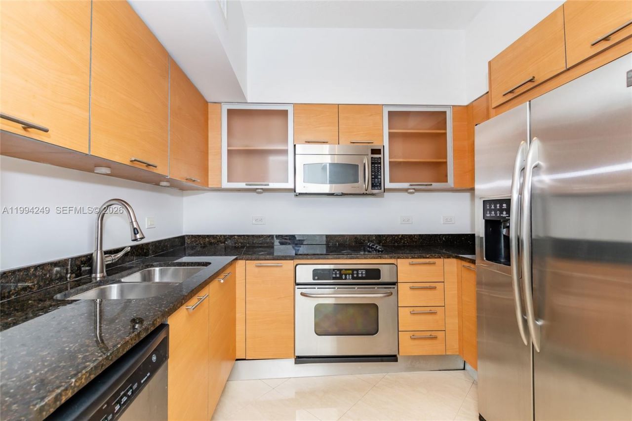 31 SE 5th St, Unit 3914, Miami, FL 33131 Photo
