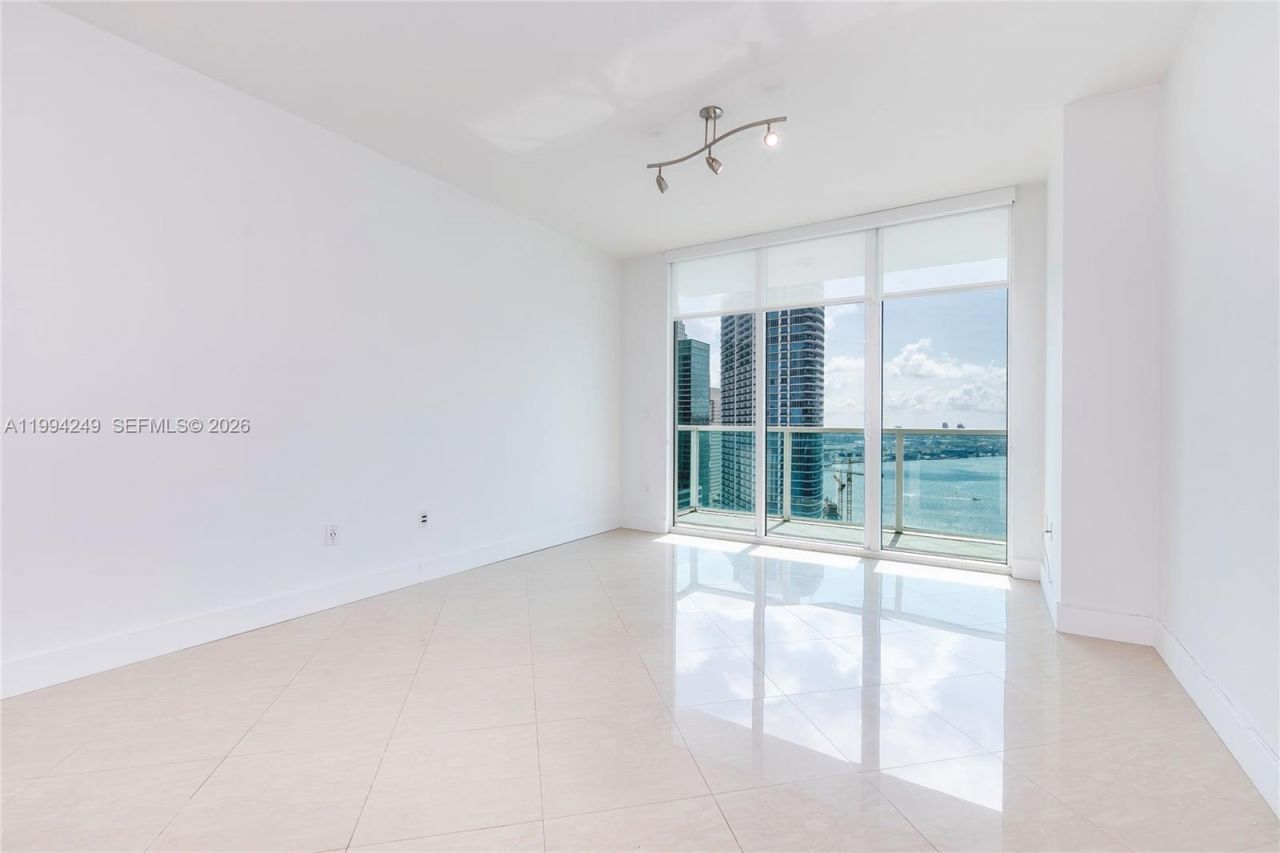 31 SE 5th St, Unit 3914, Miami, FL 33131 Photo