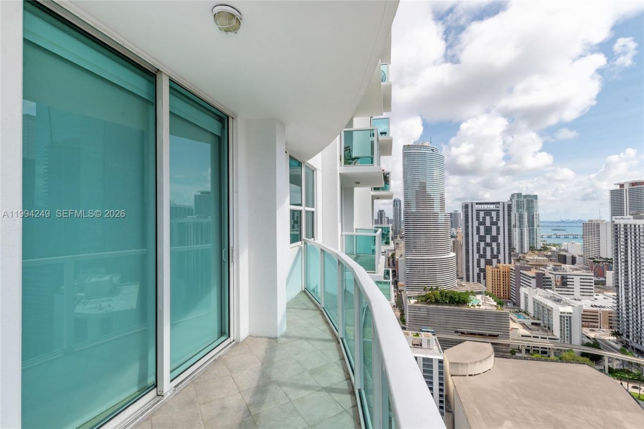 31 SE 5th St, Unit 3914, Miami, FL 33131 Photo