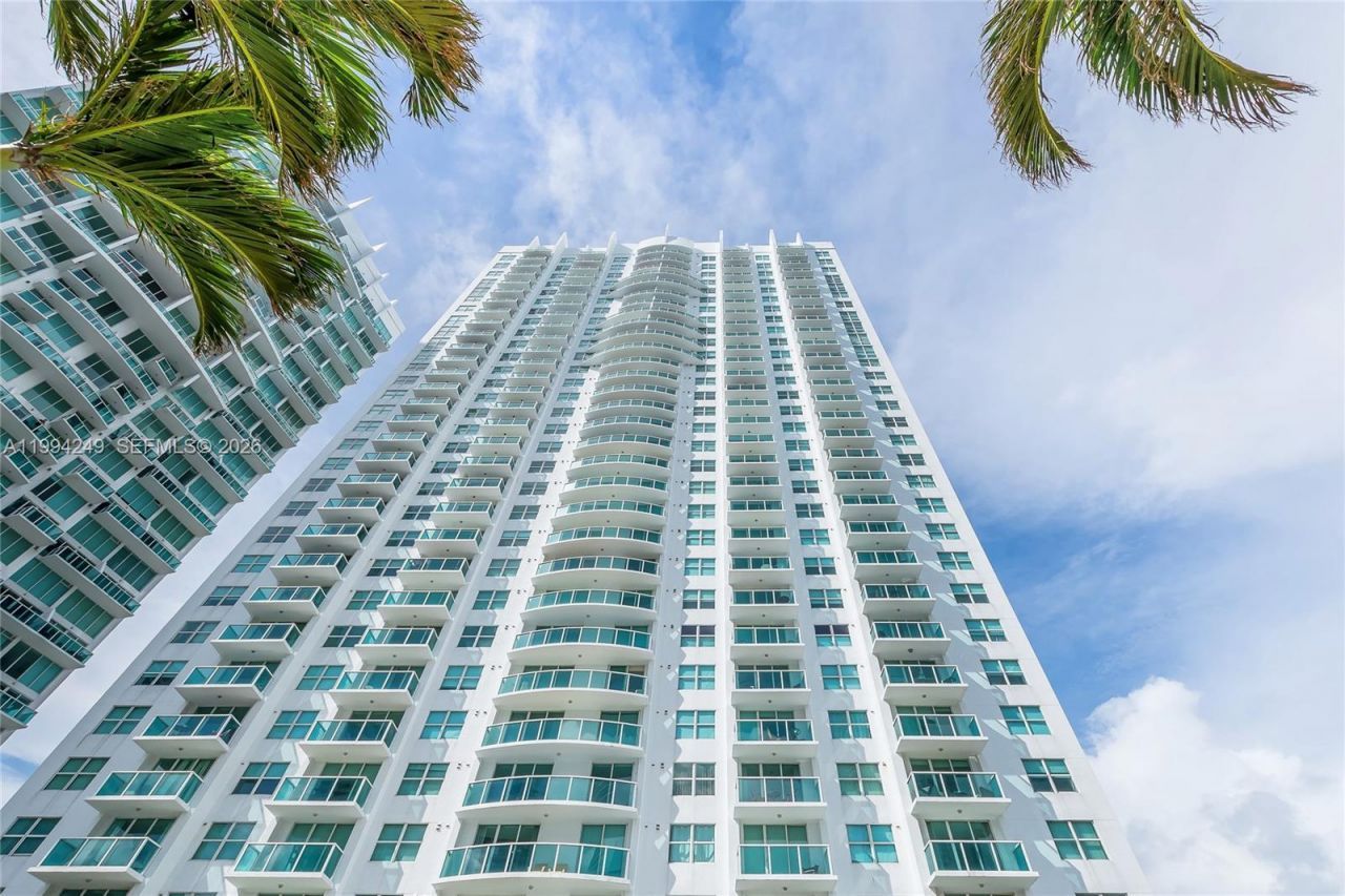31 SE 5th St, Unit 3914, Miami, FL 33131 Photo