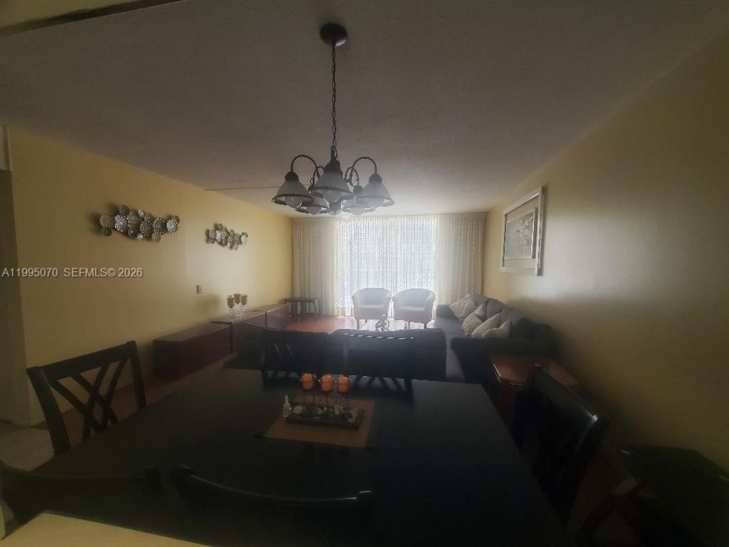 319 NE 14th Ave, Unit 207, Hallandale Beach, FL 33009 Photo