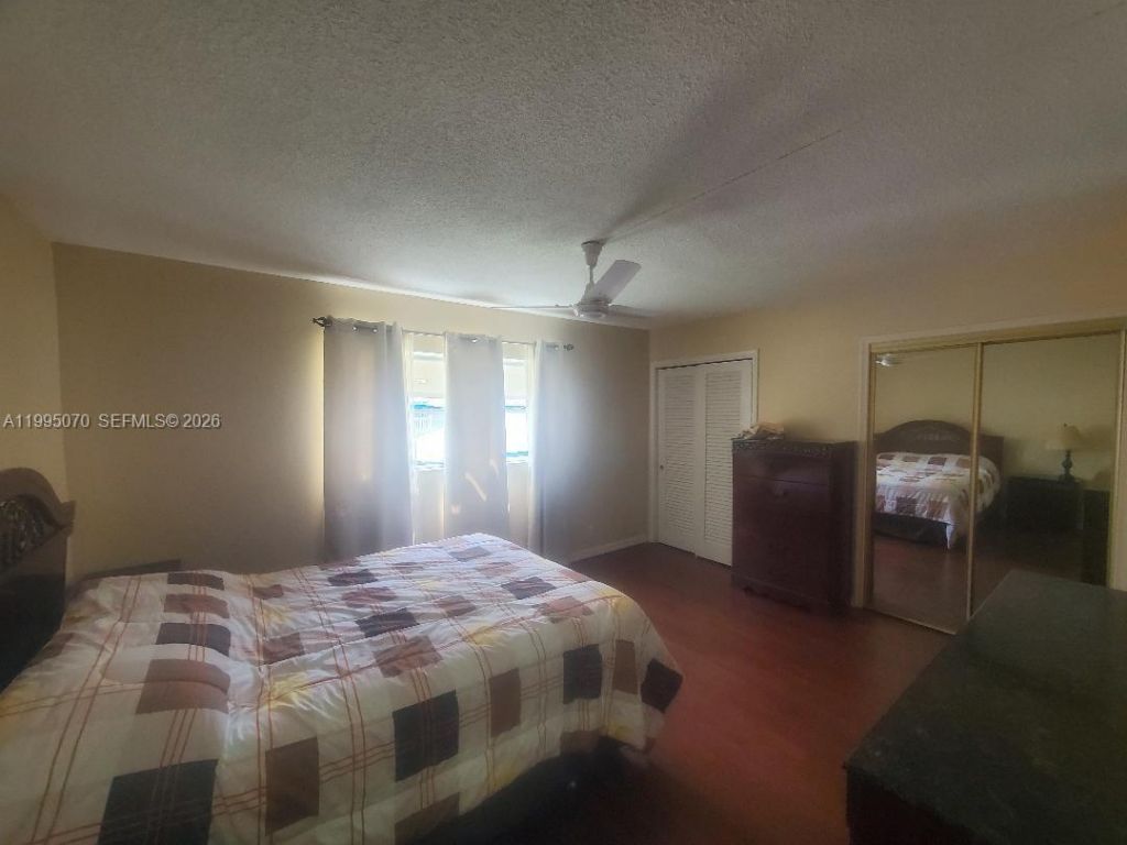 319 NE 14th Ave, Unit 207, Hallandale Beach, FL 33009 Photo