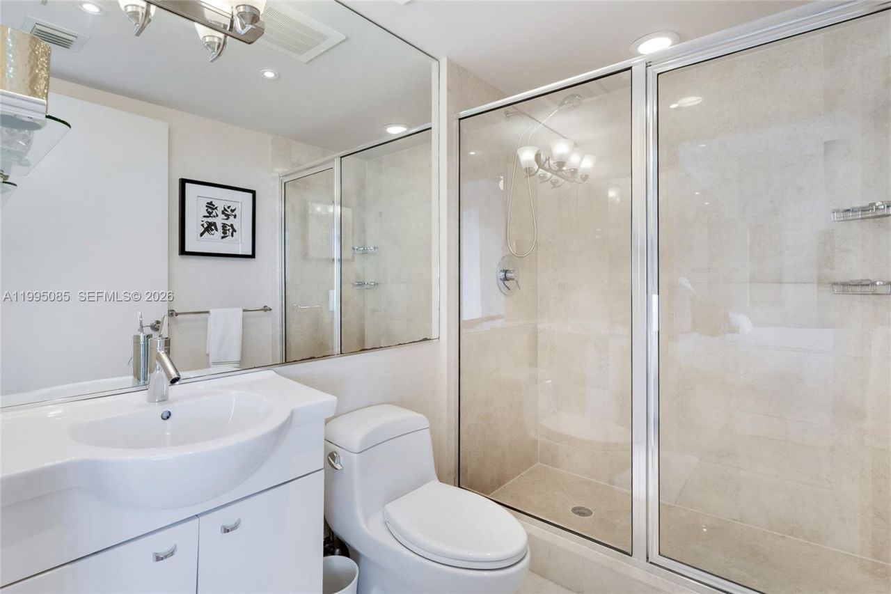 17201 Collins Ave, Unit 2804, Sunny Isles Beach, FL 33160 Photo