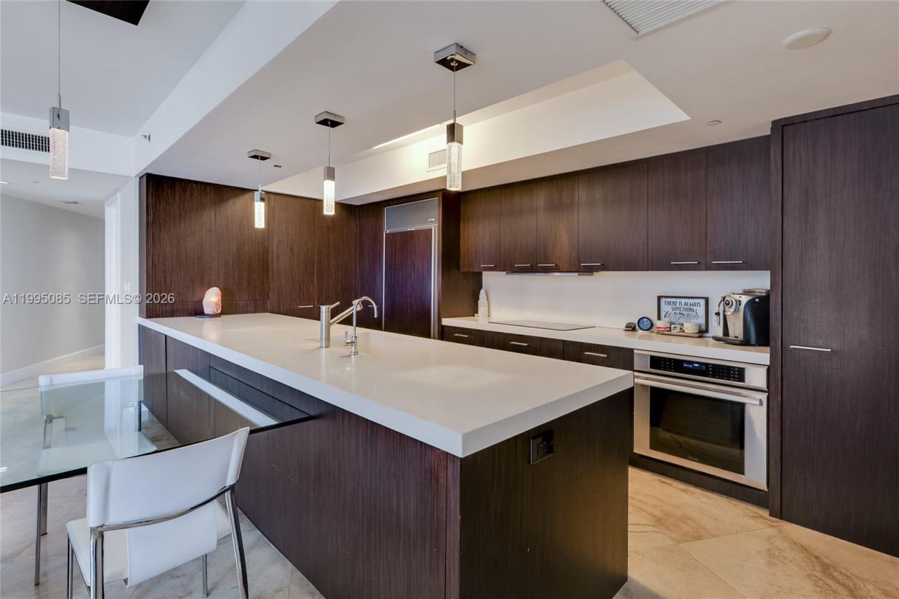 17201 Collins Ave, Unit 2804, Sunny Isles Beach, FL 33160 Photo