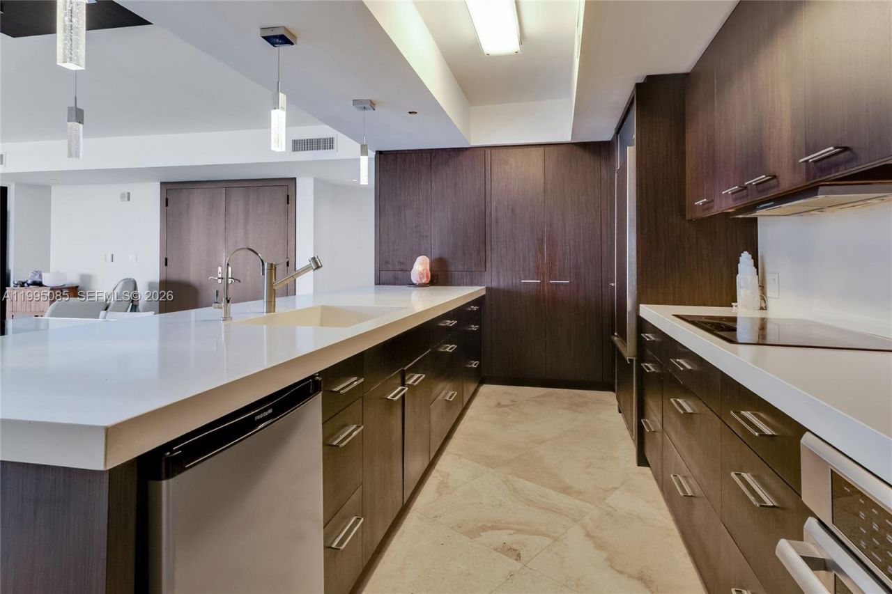 17201 Collins Ave, Unit 2804, Sunny Isles Beach, FL 33160 Photo