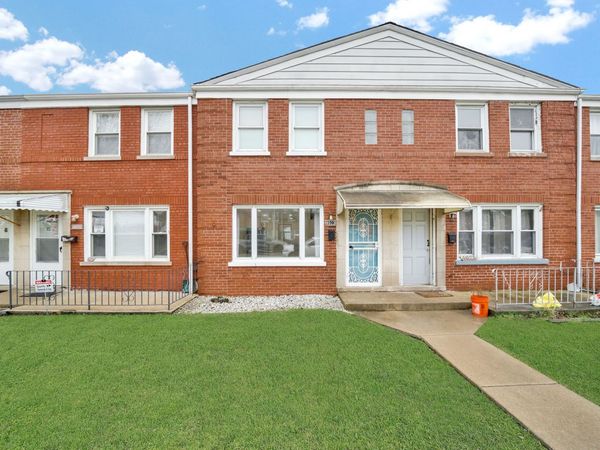 4023 W 58th Place, Chicago, IL 60629