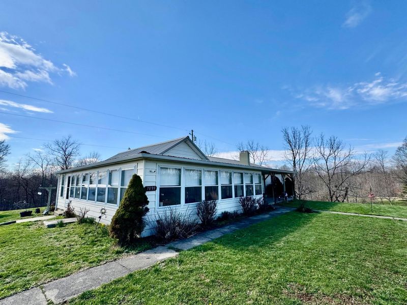 7899 Township Road 390, Corning, OH 43730 Photo 2