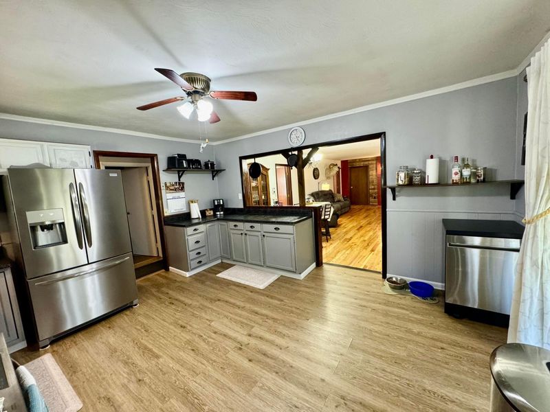 7899 Township Road 390 , Corning, OH 43730 Photo 6