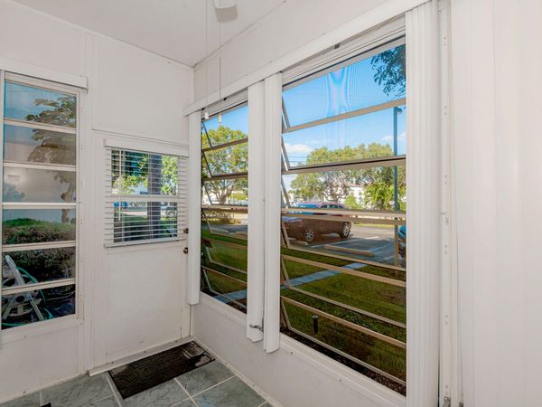 4770 NW 21st Street, Unit 105, Lauderhill, FL 33313