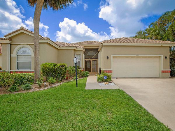 3877 Summer Chase Court, Lake Worth, FL 33467