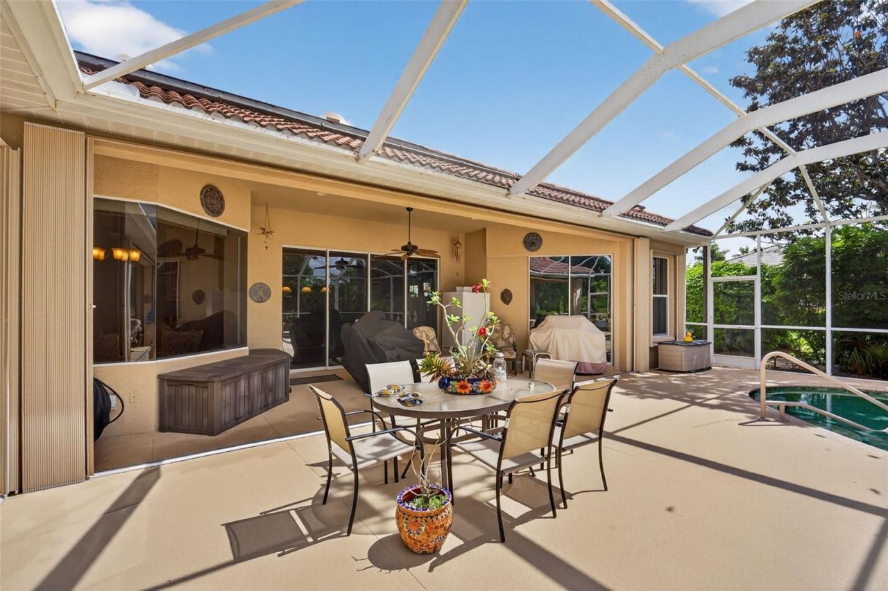 4940 Bridgehampton Boulevard, Sarasota, FL 34238 Photo