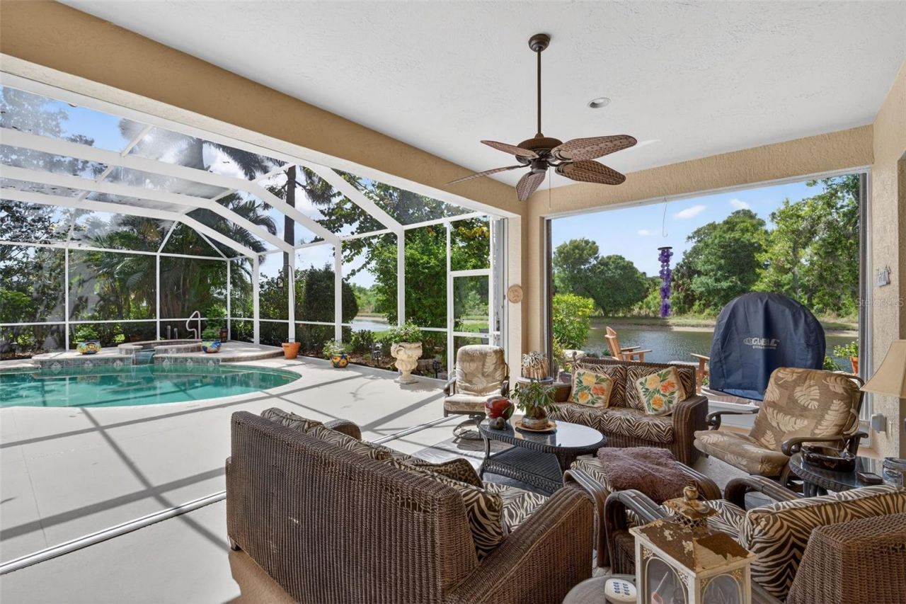 4940 Bridgehampton Boulevard, Sarasota, FL 34238 Photo