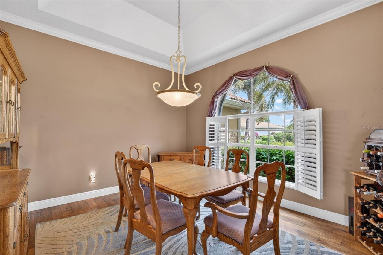 4940 Bridgehampton Boulevard, Sarasota, FL 34238 Photo