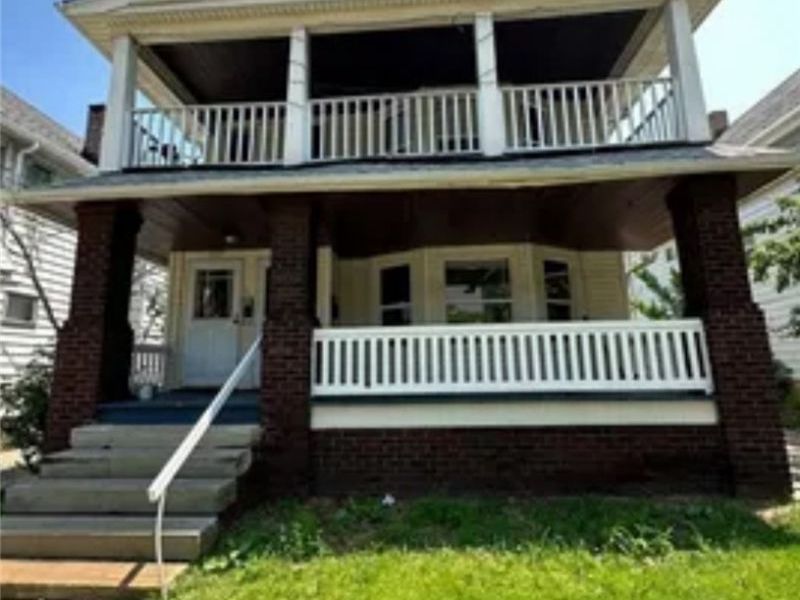 3069 W 105th Street, Cleveland, OH 44111 Photo 4