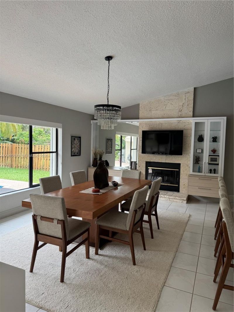 11021 NW 7th St , Plantation, FL 33324 Photo