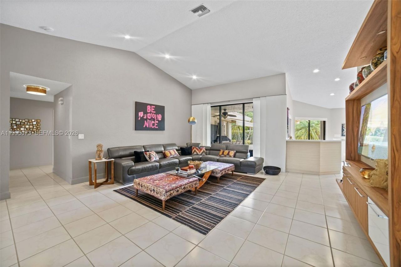 11021 NW 7th St, Plantation, FL 33324 Photo