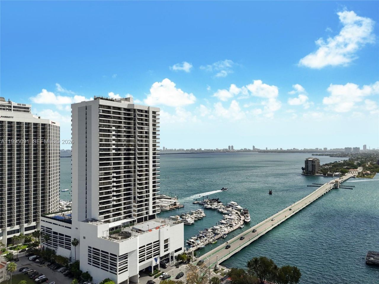 555 NE 15th St, Unit 33G, Miami, FL 33132 Photo