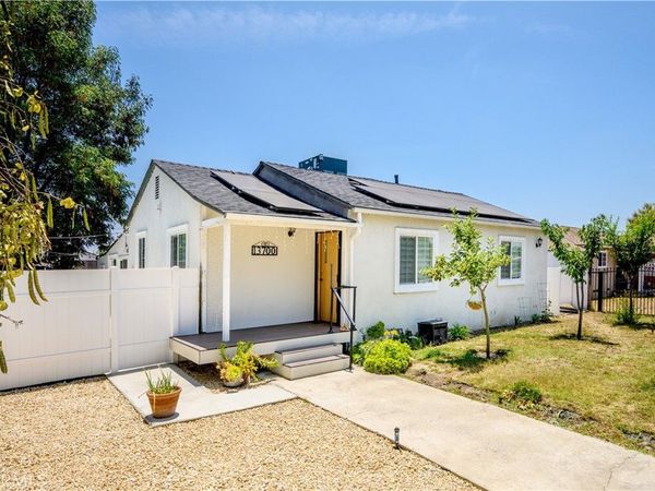 13700 Branford, Arleta, CA 91331