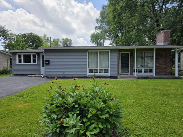 202 Randle Street, Valparaiso, IN 46383
