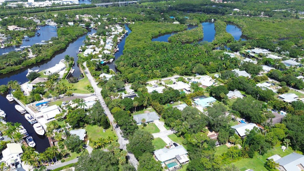 6856 SW Chase Court, Stuart, FL 34997 Photo