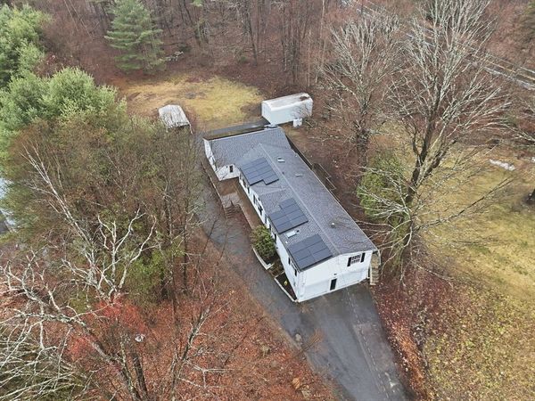 10 Gardner Falls Road, Buckland, MA 01370