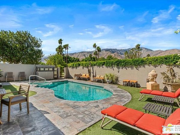 2863 Sundance Circle, Palm Springs, CA 92262