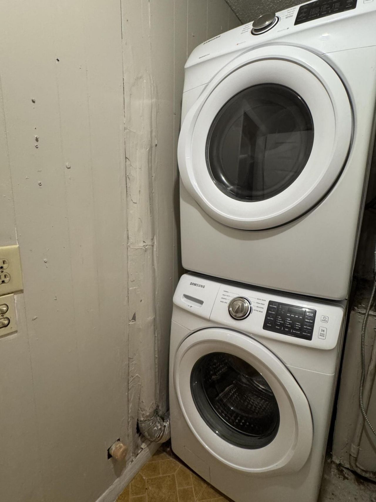 2180 NW 93rd Avenue, Pembroke Pines, FL 33024 Photo