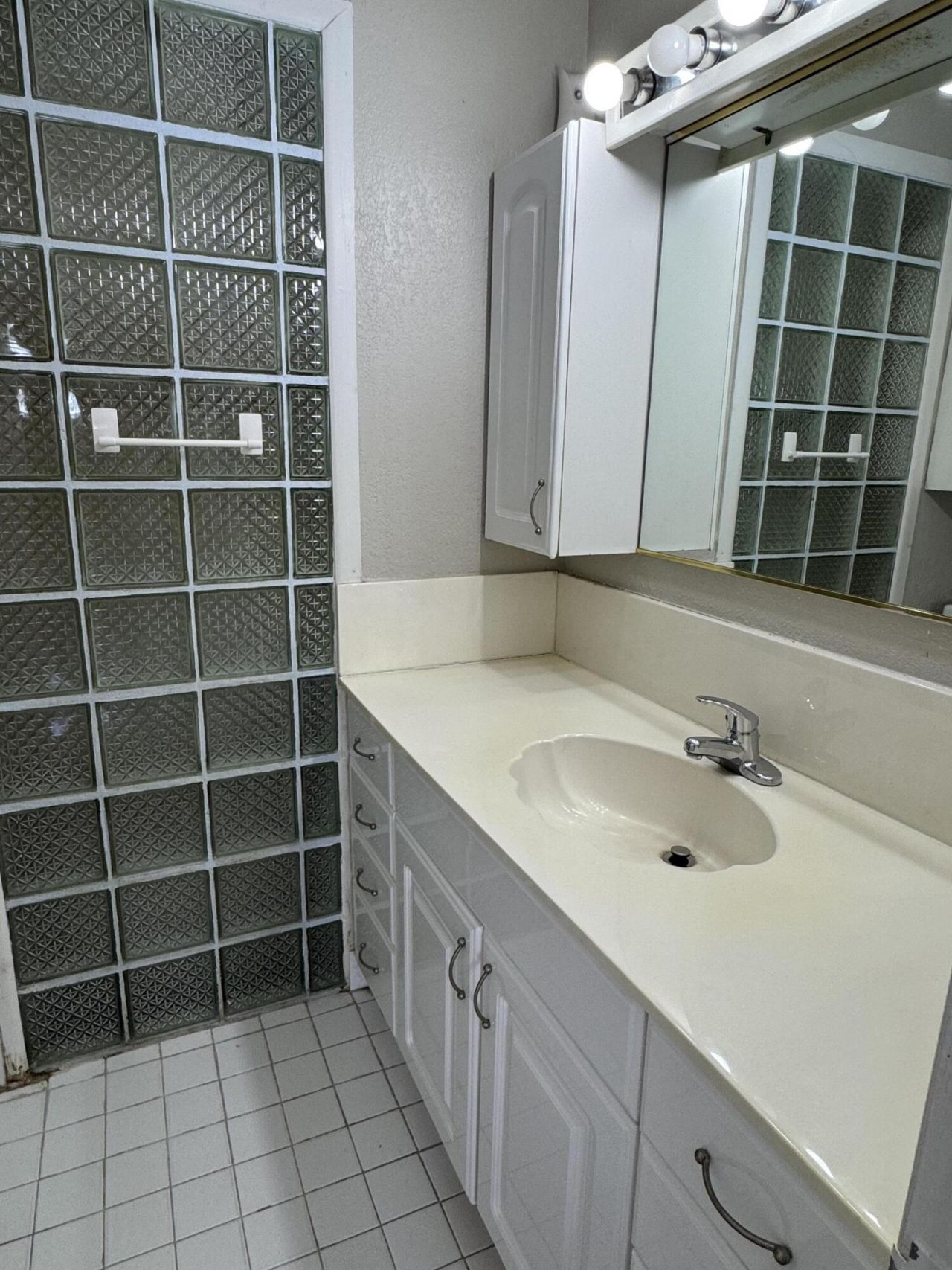 2180 NW 93rd Avenue, Pembroke Pines, FL 33024 Photo