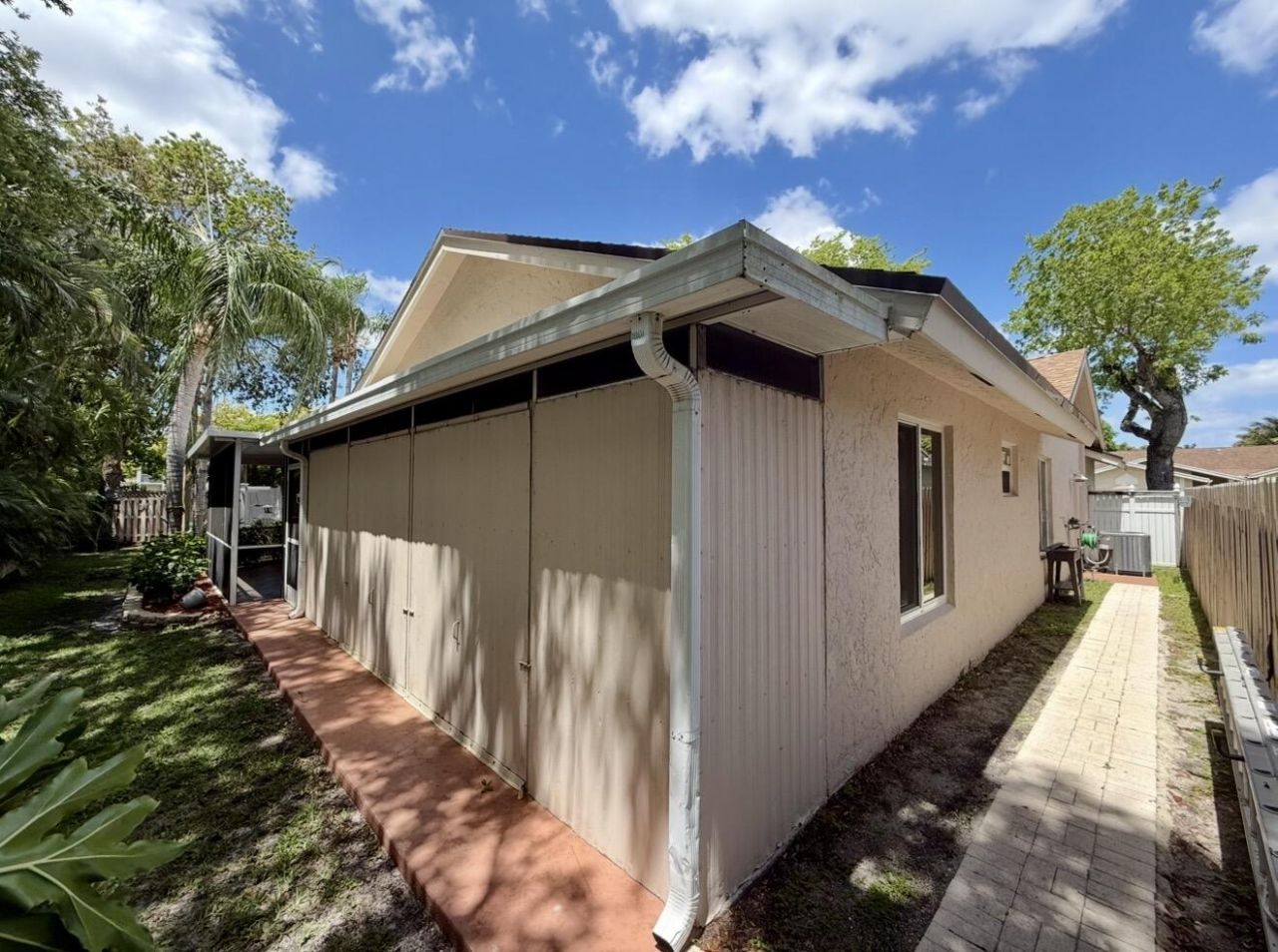 8438 NW 34th Manor, Sunrise, FL 33351 Photo