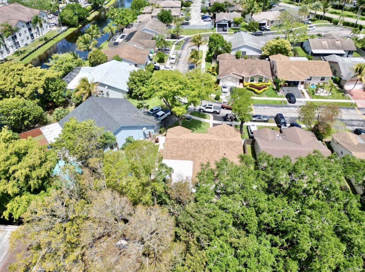 8438 NW 34th Manor, Sunrise, FL 33351 Photo