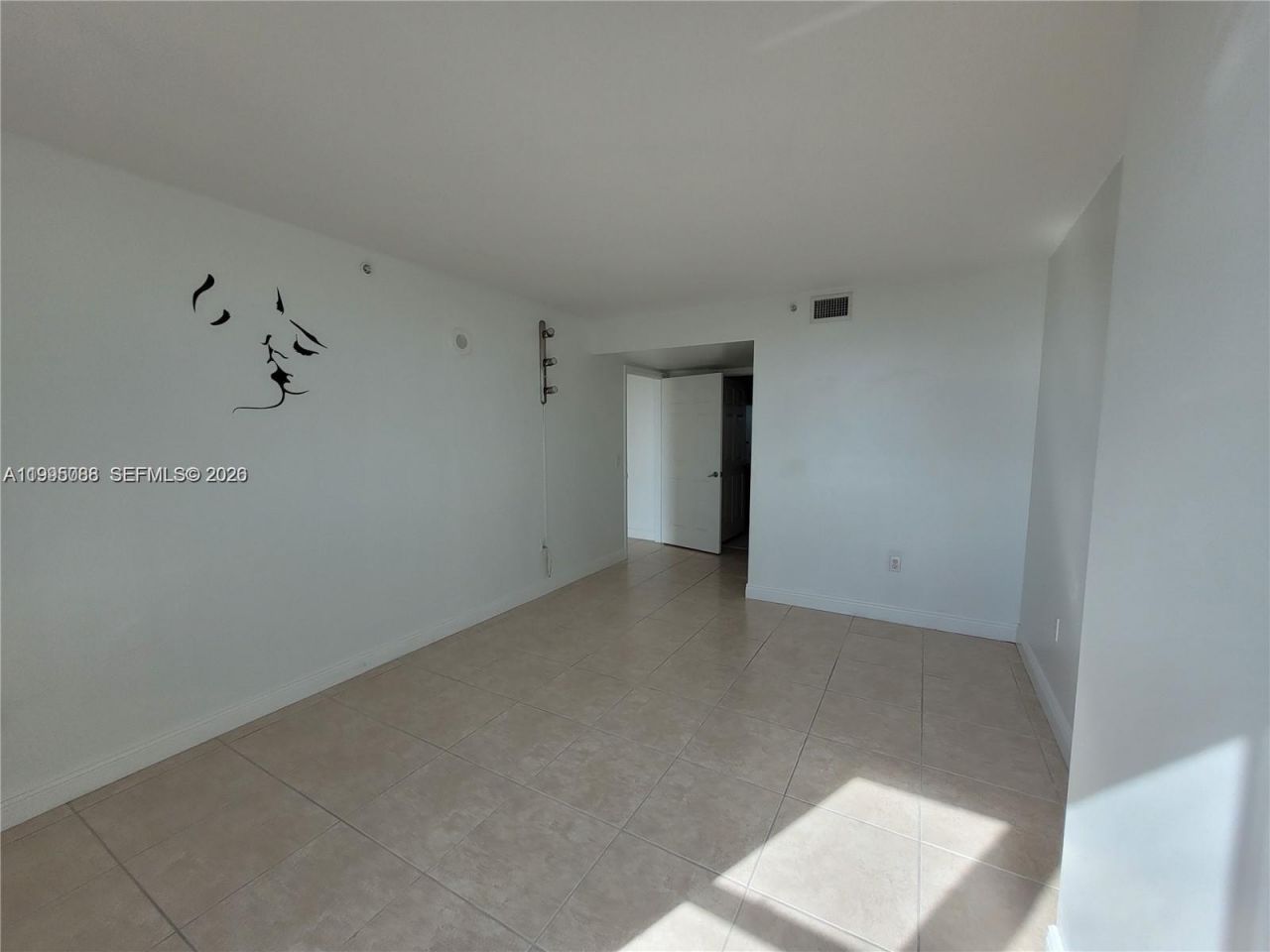 3000 Coral Way, Unit 1512, Miami, FL 33145 Photo
