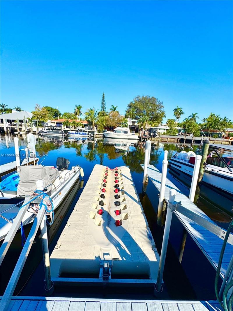 1601 SE 15, Unit 1B, Fort Lauderdale, FL 33316 Photo