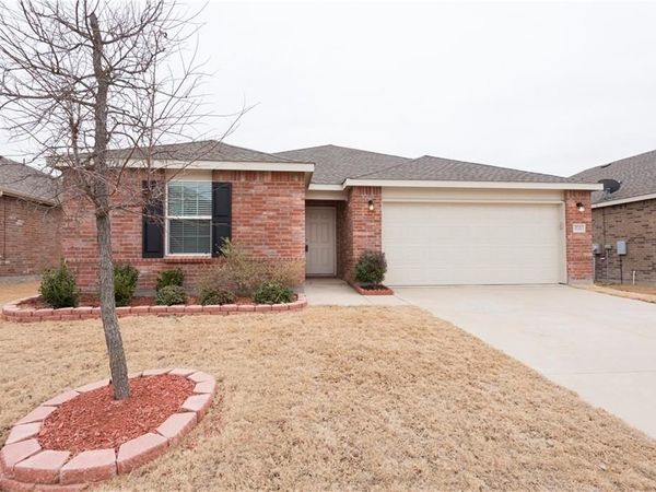 1721 Gayla Creek Drive, Little Elm, TX 75068