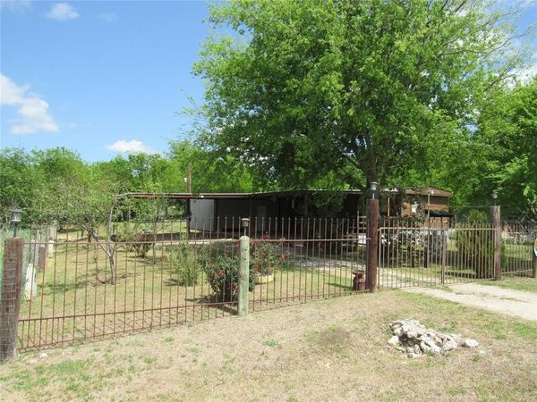 8927 Cartwright Drive , Cresson, TX 76035