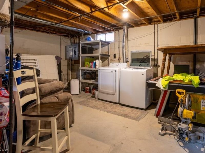 957 Carnegie Avenue, Akron, OH 44314 Photo 14