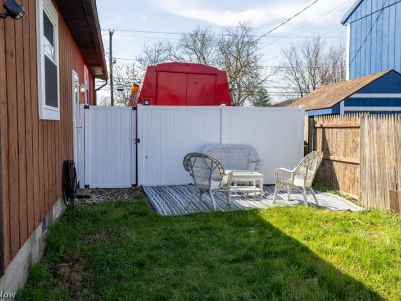 957 Carnegie Avenue, Akron, OH 44314 Photo 20